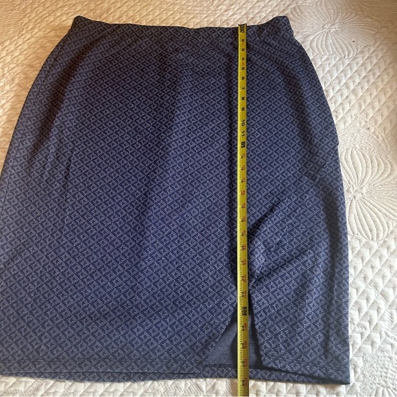Gilli Navy Geometric Print Midi Skirt | 2X | Made in USA | Stretch Workwear 🇺🇸 - Picture 4 of 8
